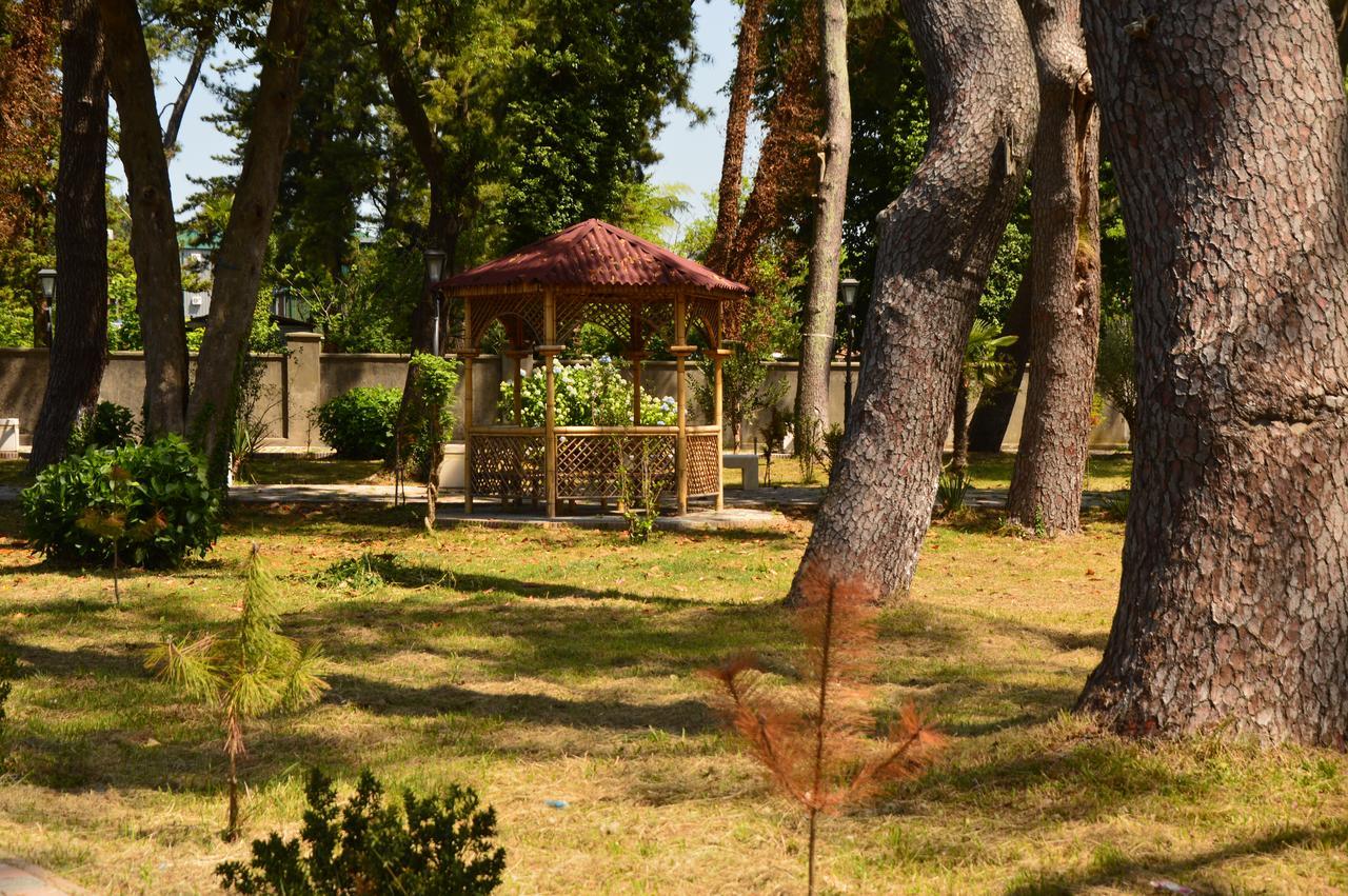Kobuleti Pines Resort Екстер'єр фото
